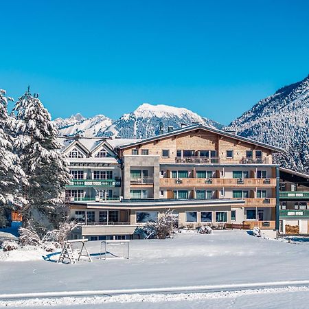 Hotel Foehrenhof Stanzach Exteriér fotografie