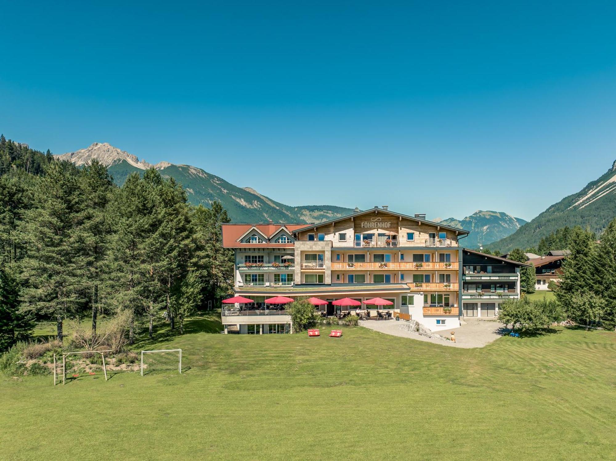 Hotel Foehrenhof Stanzach Exteriér fotografie